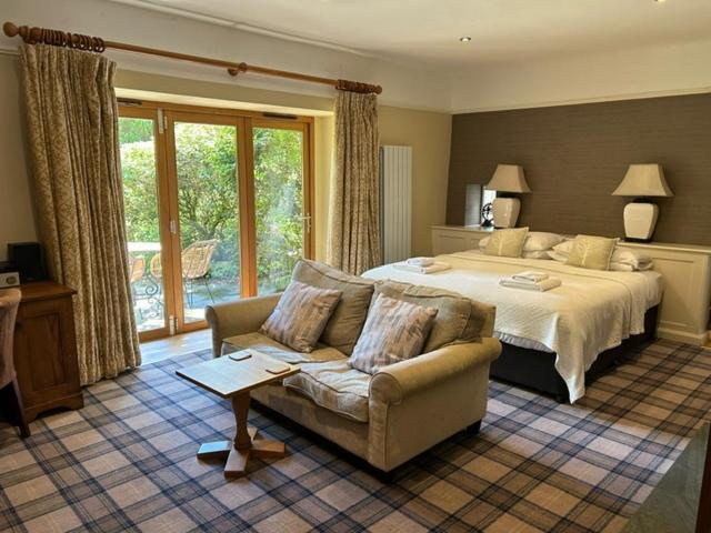 הוקסהד Yewfield Self Catering Apartments מראה חיצוני תמונה